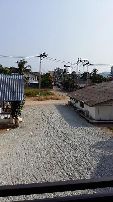 Dee Dee Mansion Airport Apartment Nai Yang 0*,